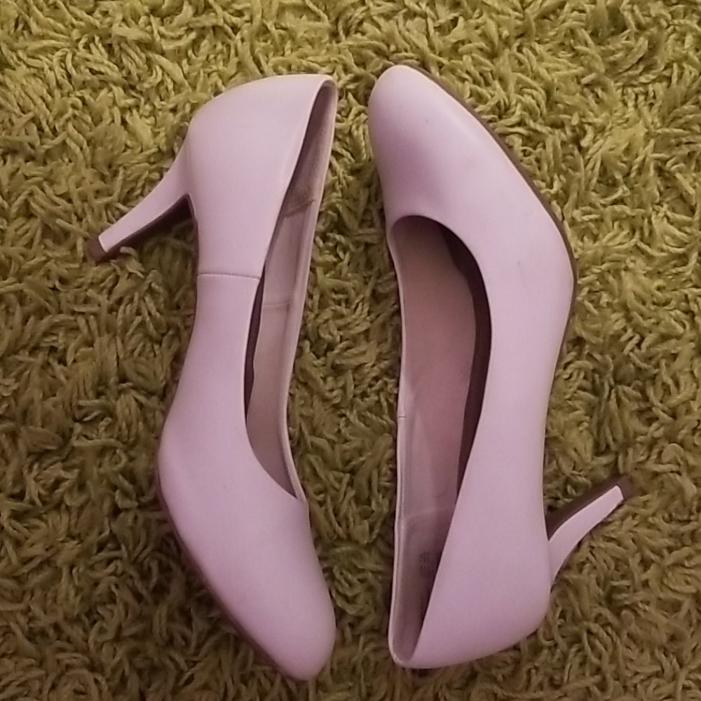 Pumps - Picture 3 of 3